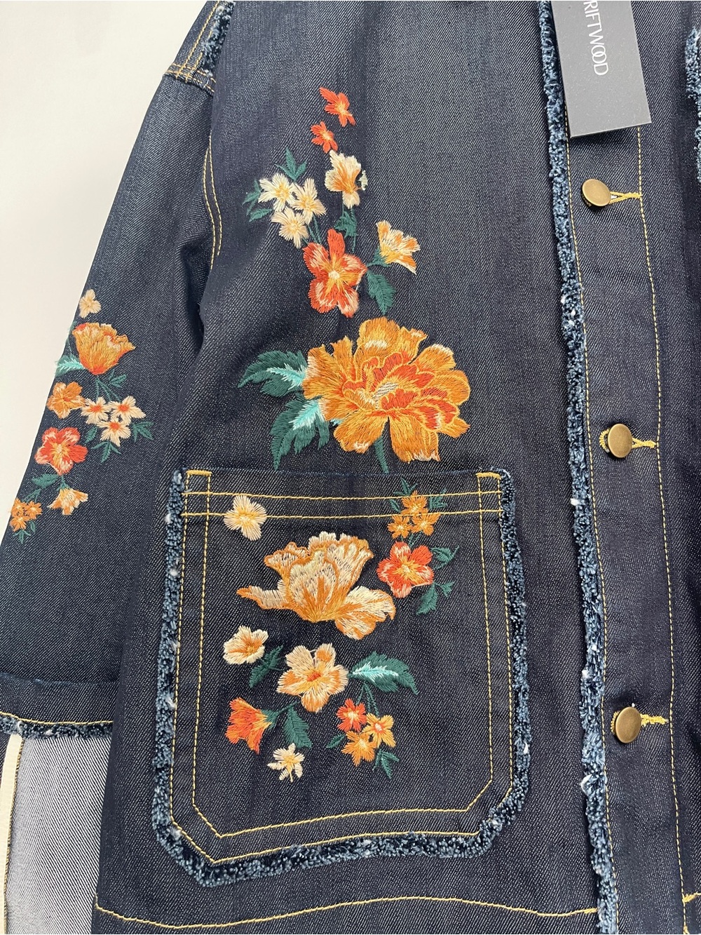 NWT Driftwood Embroidered Floral Denim Jacket Size Medium - Picture 2 of 6